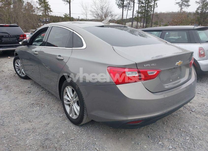 Photo 13 of 2018 Chevrolet Malibu LT (VIN 1G1ZD5ST1JF155812)