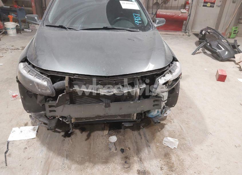 Photo 13 of 2018 Chevrolet Malibu LT (VIN 1G1ZD5ST1JF163506)