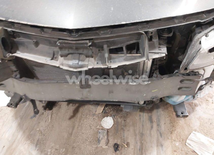 Photo 6 of 2018 Chevrolet Malibu LT (VIN 1G1ZD5ST1JF163506)