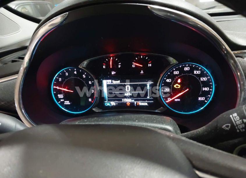 Photo 7 of 2018 Chevrolet Malibu LT (VIN 1G1ZD5ST1JF163506)