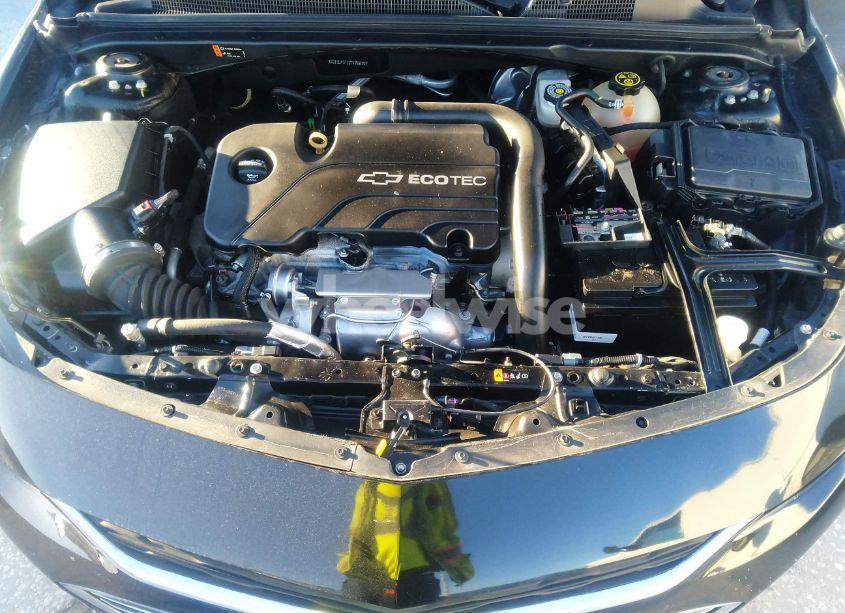 Photo 10 of 2018 Chevrolet Malibu LT (VIN 1G1ZD5ST1JF170813)