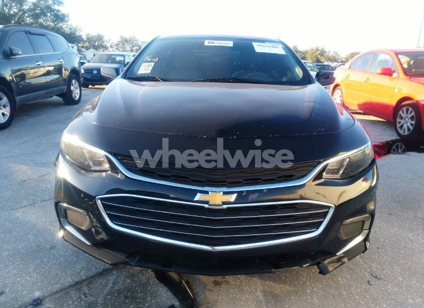 Photo 6 of 2018 Chevrolet Malibu LT (VIN 1G1ZD5ST1JF170813)