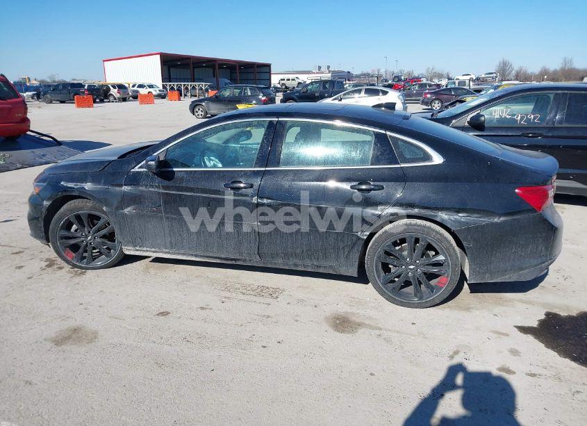 Photo 14 of 2018 Chevrolet Malibu LT (VIN 1G1ZD5ST1JF191483)