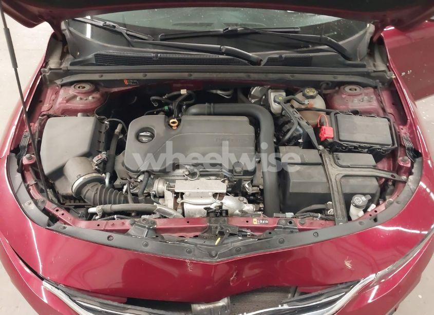 Photo 10 of 2018 Chevrolet Malibu LT (VIN 1G1ZD5ST1JF194660)