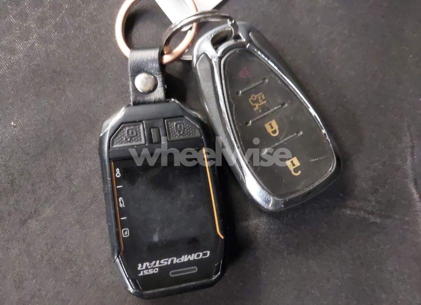 Photo 11 of 2018 Chevrolet Malibu LT (VIN 1G1ZD5ST1JF194660)