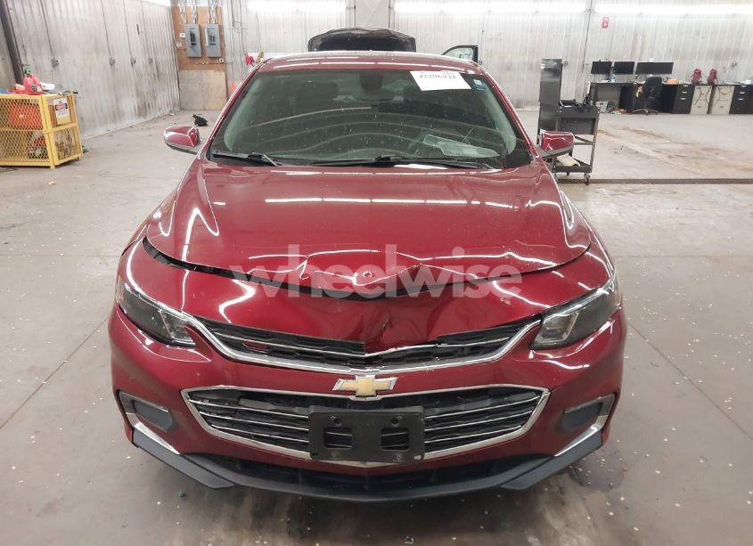 Photo 13 of 2018 Chevrolet Malibu LT (VIN 1G1ZD5ST1JF194660)