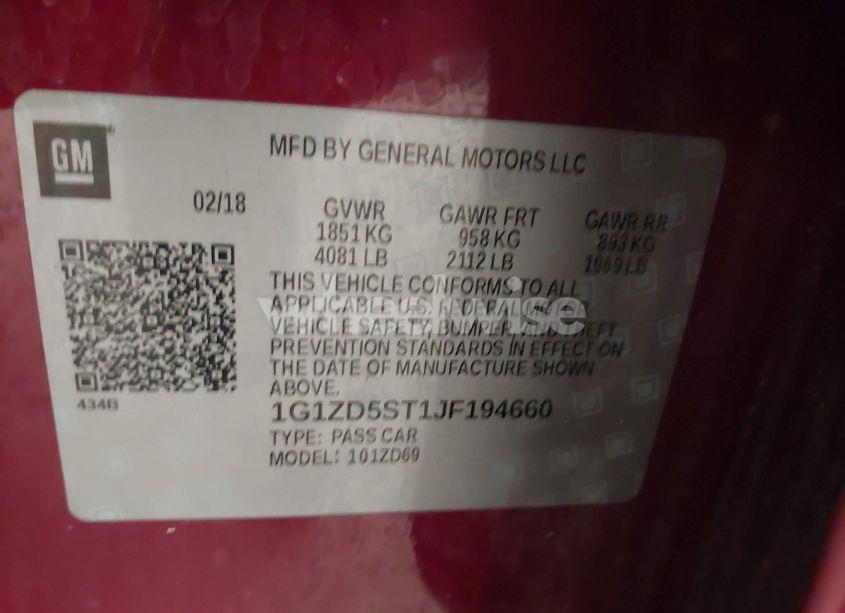 Photo 9 of 2018 Chevrolet Malibu LT (VIN 1G1ZD5ST1JF194660)