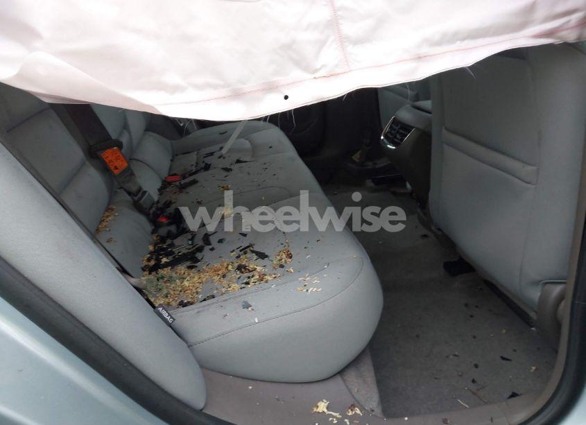 Photo 8 of 2018 Chevrolet Malibu LT (VIN 1G1ZD5ST1JF220853)