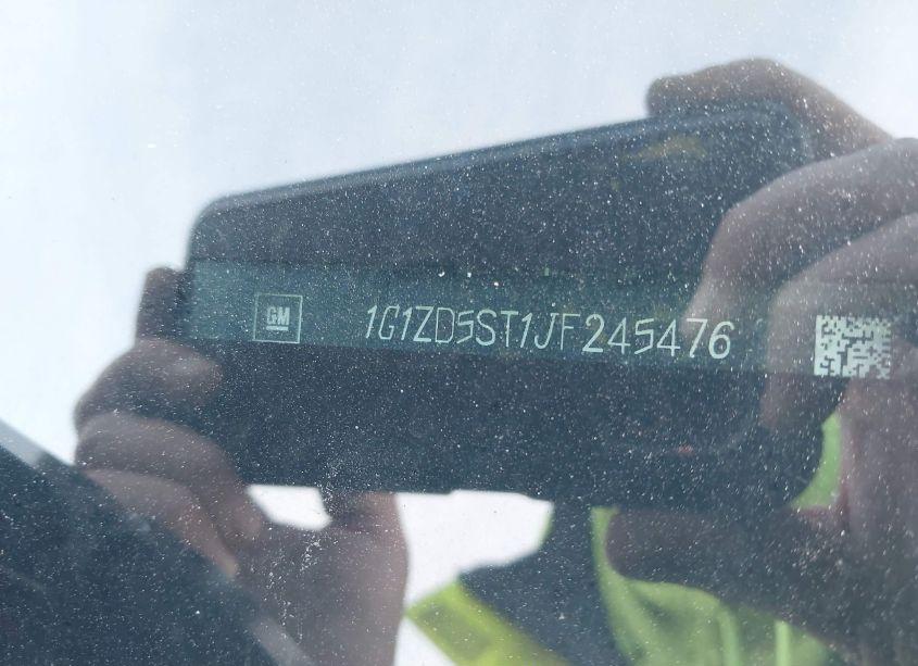 Photo 9 of 2018 Chevrolet Malibu LT (VIN 1G1ZD5ST1JF245476)