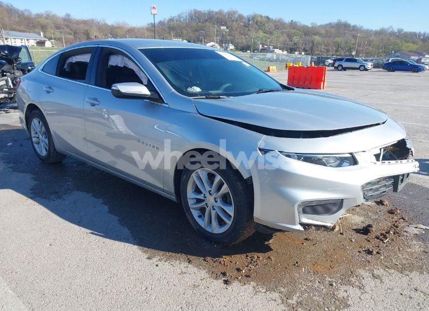 2018 Chevrolet Malibu LT (VIN 1G1ZD5ST1JF261841) main photo