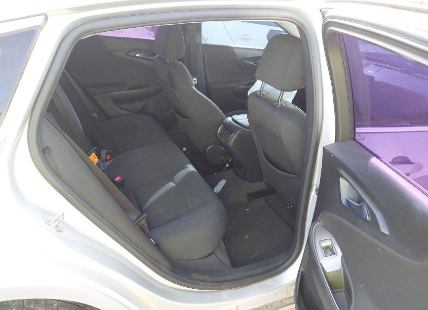 Photo 8 of 2018 Chevrolet Malibu LT (VIN 1G1ZD5ST1JF271611)