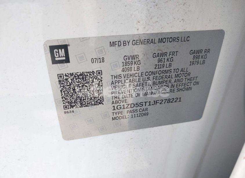 Photo 9 of 2018 Chevrolet Malibu LT (VIN 1G1ZD5ST1JF278221)