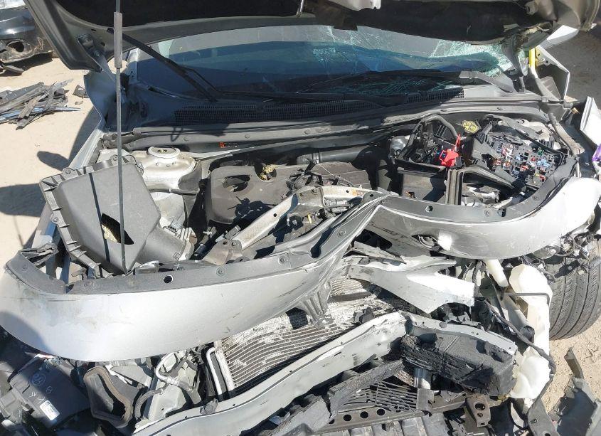 Photo 10 of 2018 Chevrolet Malibu LT (VIN 1G1ZD5ST1JF292121)