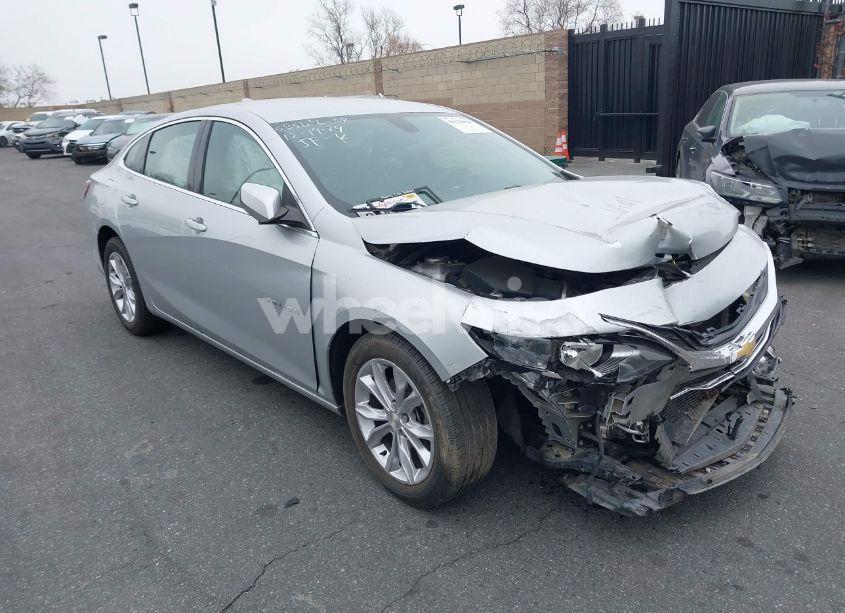 2019 Chevrolet Malibu LT (VIN 1G1ZD5ST1KF104876) main photo
