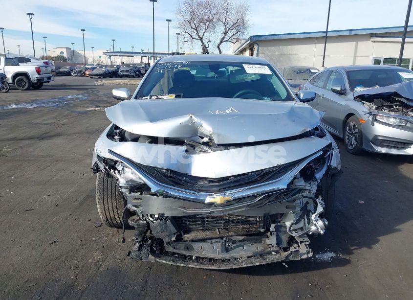 Photo 13 of 2019 Chevrolet Malibu LT (VIN 1G1ZD5ST1KF104876)