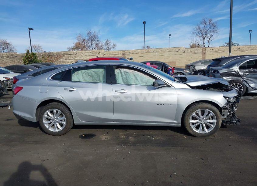 Photo 14 of 2019 Chevrolet Malibu LT (VIN 1G1ZD5ST1KF104876)