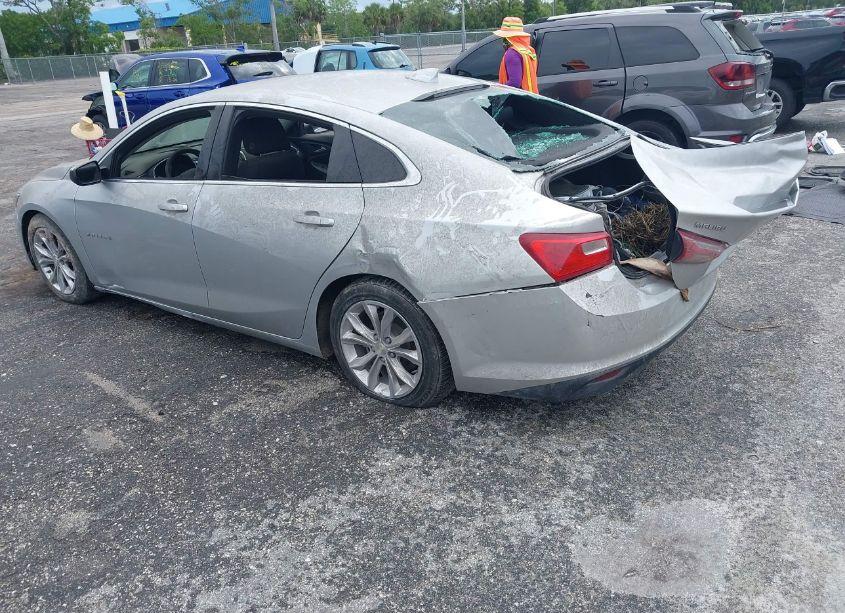Photo 18 of 2019 Chevrolet Malibu LT (VIN 1G1ZD5ST1KF108183)