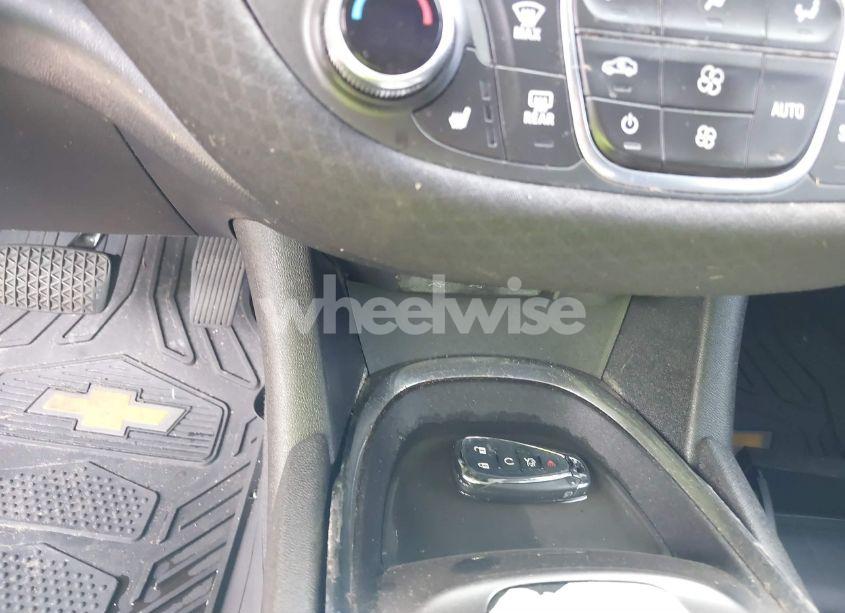 Photo 11 of 2019 Chevrolet Malibu LT (VIN 1G1ZD5ST1KF109527)
