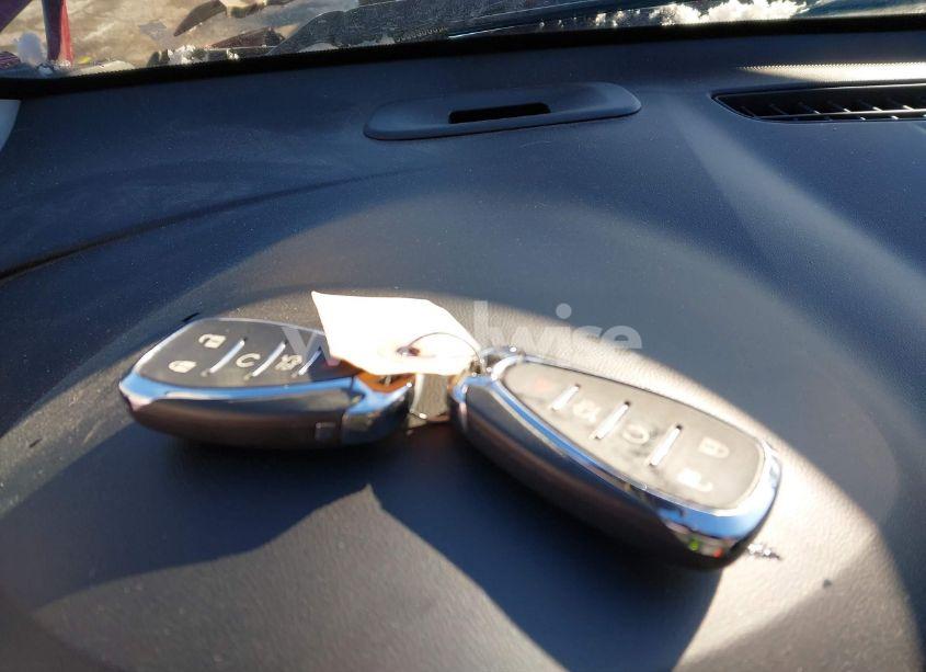 Photo 11 of 2019 Chevrolet Malibu LT (VIN 1G1ZD5ST1KF130930)