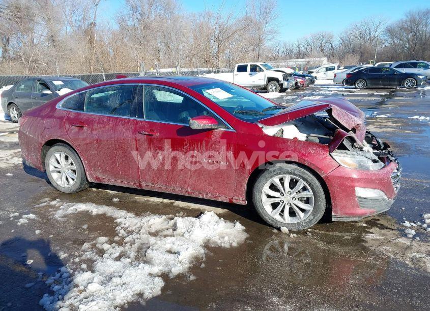 Photo 13 of 2019 Chevrolet Malibu LT (VIN 1G1ZD5ST1KF130930)