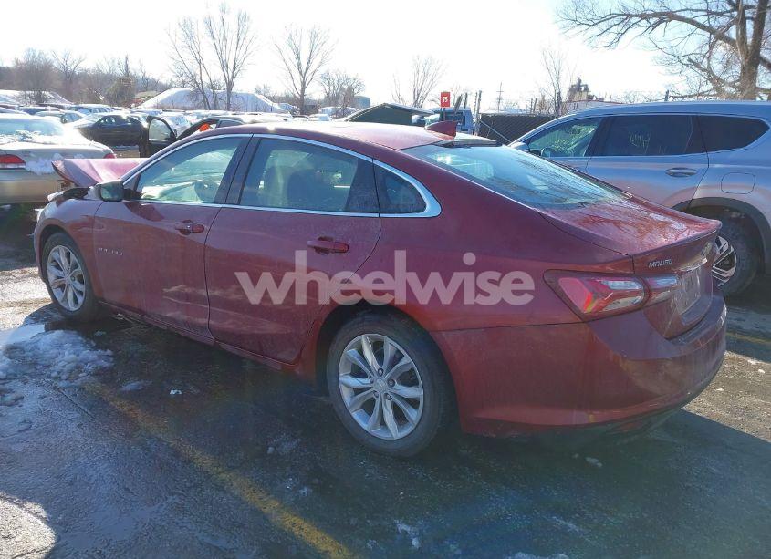 Photo 3 of 2019 Chevrolet Malibu LT (VIN 1G1ZD5ST1KF130930)