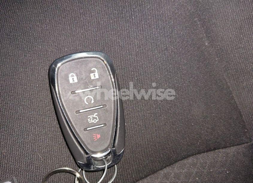 Photo 11 of 2019 Chevrolet Malibu LT (VIN 1G1ZD5ST1KF131981)
