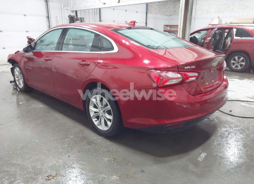 Photo 3 of 2019 Chevrolet Malibu LT (VIN 1G1ZD5ST1KF131981)