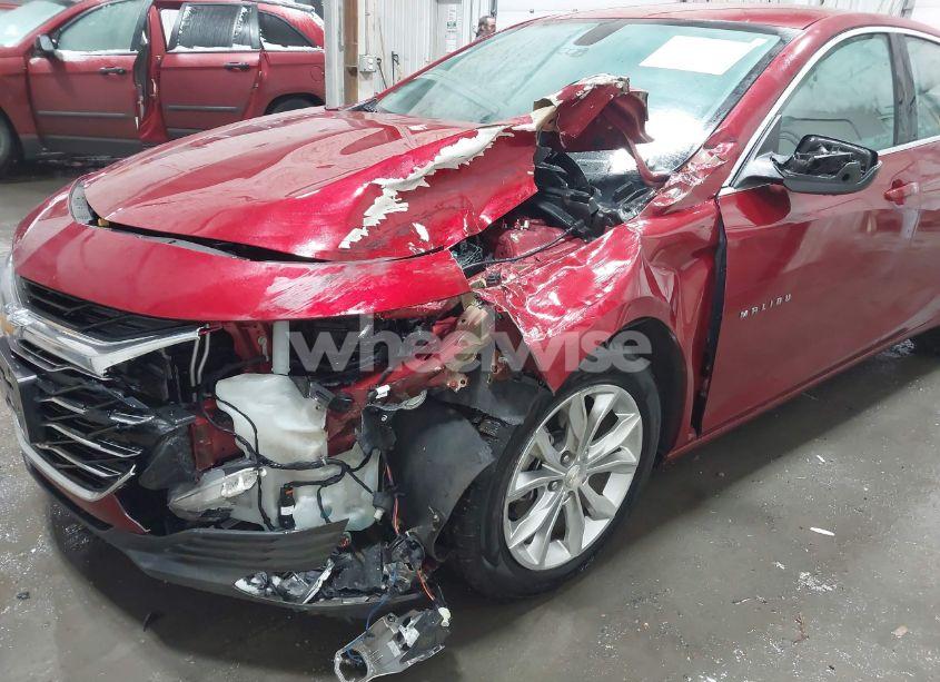 Photo 6 of 2019 Chevrolet Malibu LT (VIN 1G1ZD5ST1KF131981)