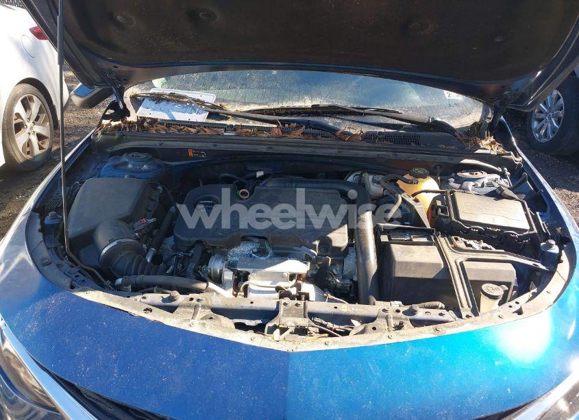 Photo 10 of 2019 Chevrolet Malibu LT (VIN 1G1ZD5ST1KF140390)