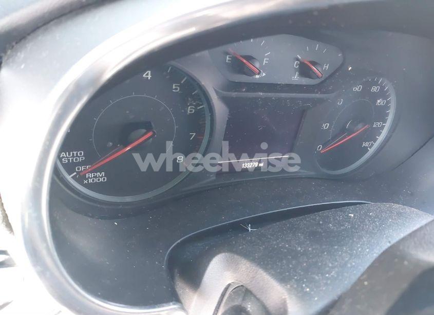 Photo 14 of 2019 Chevrolet Malibu LT (VIN 1G1ZD5ST1KF140390)