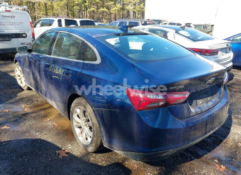 Photo 3 of 2019 Chevrolet Malibu LT (VIN 1G1ZD5ST1KF140390)