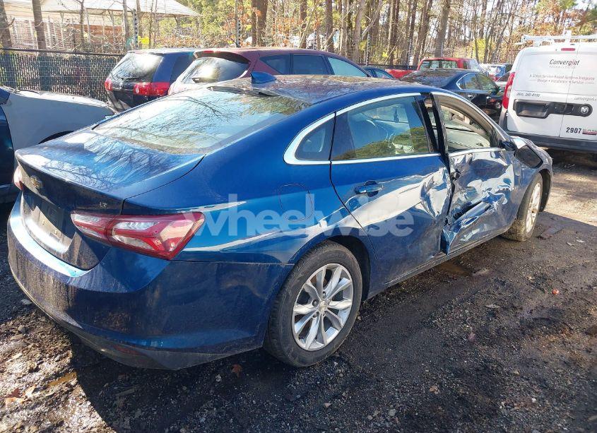 Photo 4 of 2019 Chevrolet Malibu LT (VIN 1G1ZD5ST1KF140390)