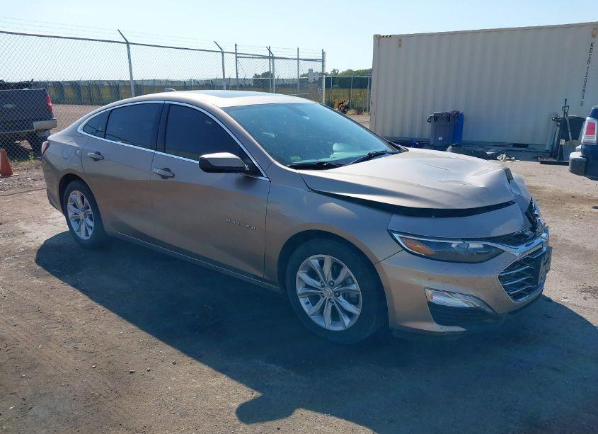 2019 Chevrolet Malibu LT (VIN 1G1ZD5ST1KF140406) main photo