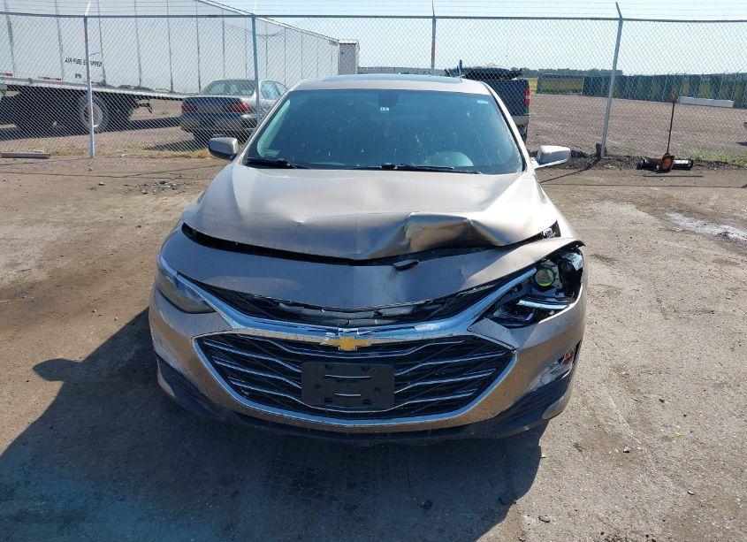 Photo 12 of 2019 Chevrolet Malibu LT (VIN 1G1ZD5ST1KF140406)
