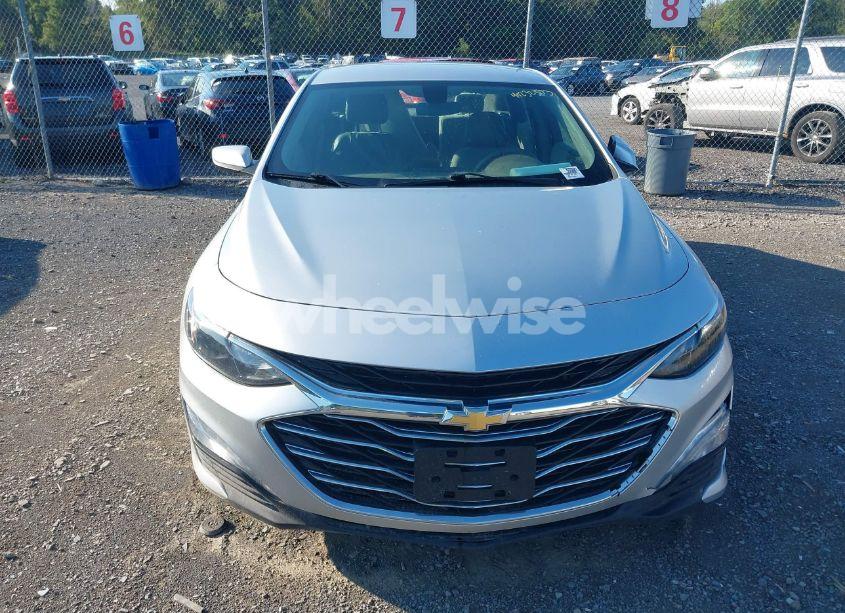 Photo 12 of 2019 Chevrolet Malibu LT (VIN 1G1ZD5ST1KF141572)