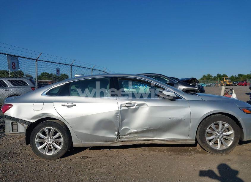 Photo 13 of 2019 Chevrolet Malibu LT (VIN 1G1ZD5ST1KF141572)