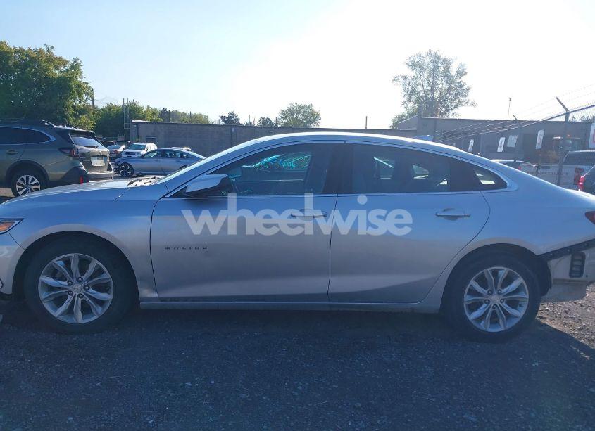 Photo 14 of 2019 Chevrolet Malibu LT (VIN 1G1ZD5ST1KF141572)