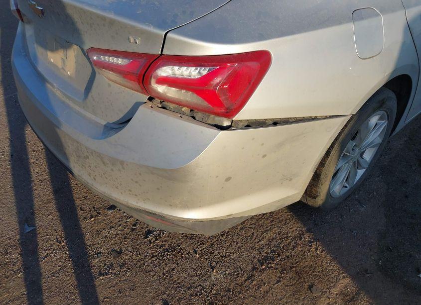 Photo 17 of 2019 Chevrolet Malibu LT (VIN 1G1ZD5ST1KF150031)