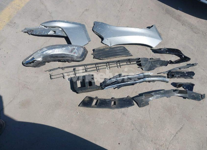 Photo 12 of 2019 Chevrolet Malibu LT (VIN 1G1ZD5ST1KF154001)