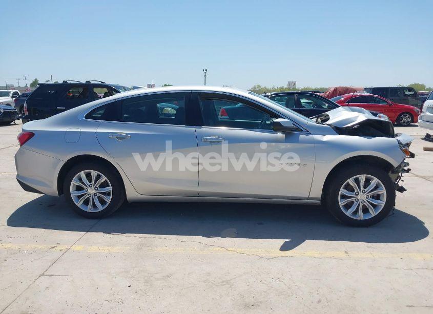 Photo 14 of 2019 Chevrolet Malibu LT (VIN 1G1ZD5ST1KF154001)