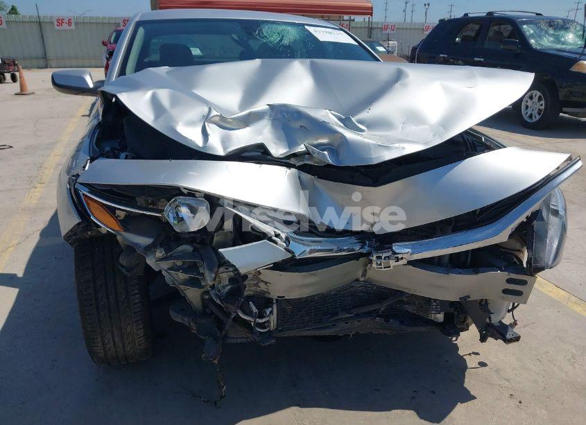 Photo 6 of 2019 Chevrolet Malibu LT (VIN 1G1ZD5ST1KF154001)