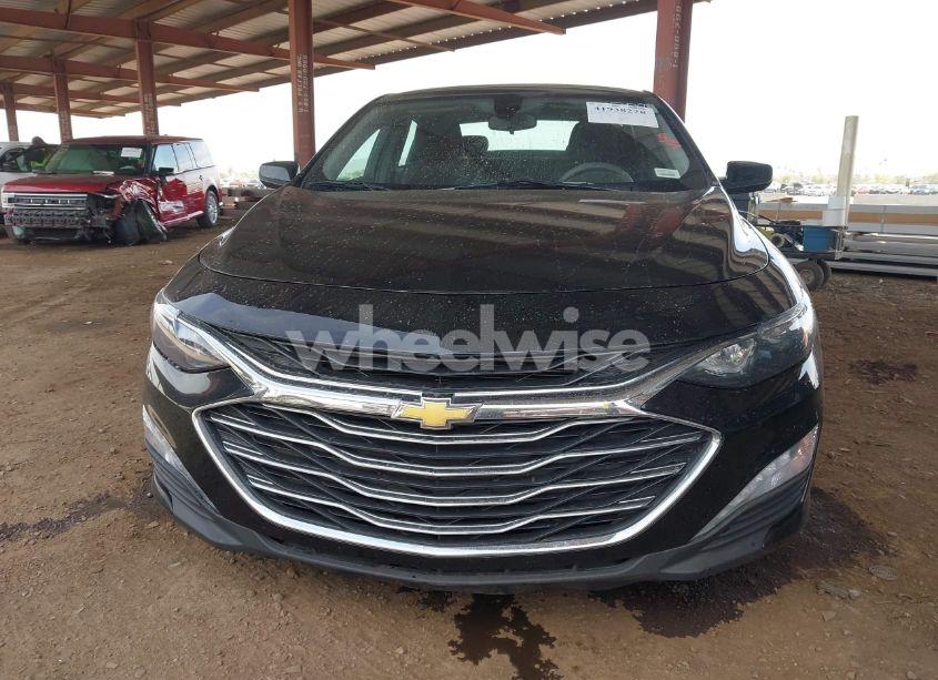 Photo 12 of 2019 Chevrolet Malibu LT (VIN 1G1ZD5ST1KF159991)