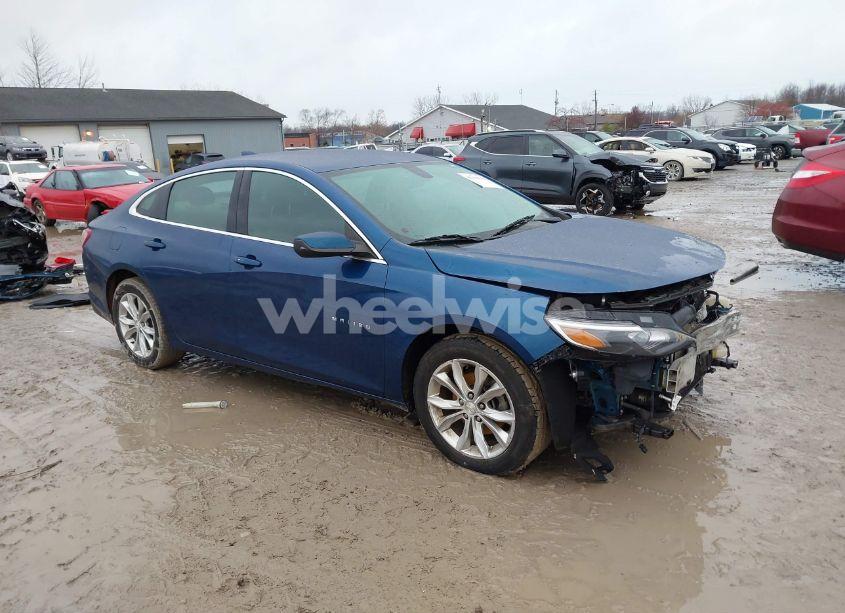 2019 Chevrolet Malibu LT (VIN 1G1ZD5ST1KF167251) main photo