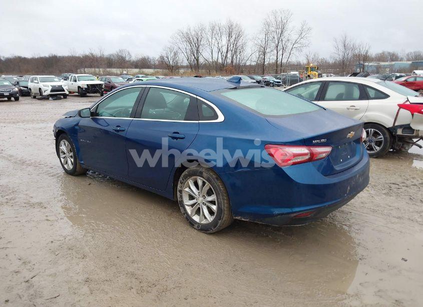 Photo 3 of 2019 Chevrolet Malibu LT (VIN 1G1ZD5ST1KF167251)