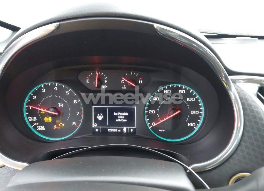 Photo 7 of 2019 Chevrolet Malibu LT (VIN 1G1ZD5ST1KF167251)