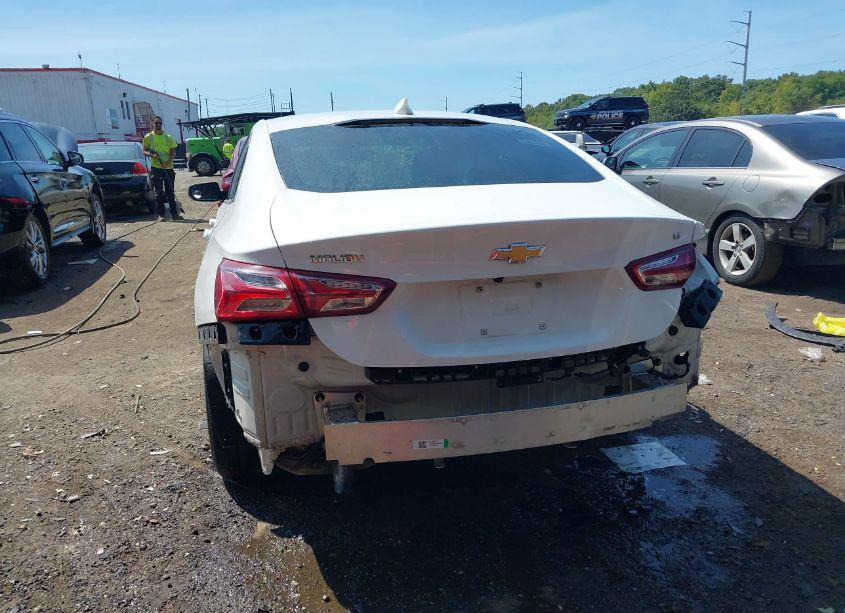 Photo 16 of 2019 Chevrolet Malibu LT (VIN 1G1ZD5ST1KF168061)