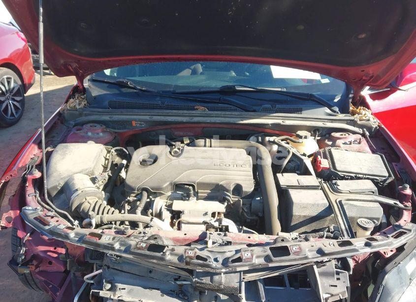 Photo 10 of 2019 Chevrolet Malibu LT (VIN 1G1ZD5ST1KF194126)