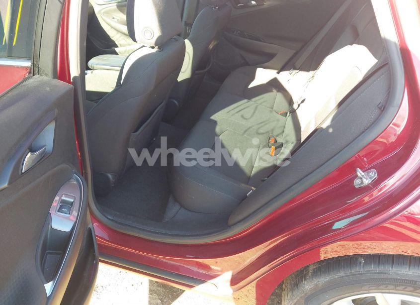 Photo 8 of 2019 Chevrolet Malibu LT (VIN 1G1ZD5ST1KF194126)