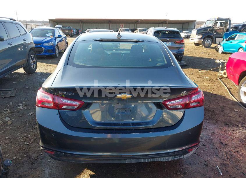 Photo 16 of 2019 Chevrolet Malibu LT (VIN 1G1ZD5ST1KF209837)