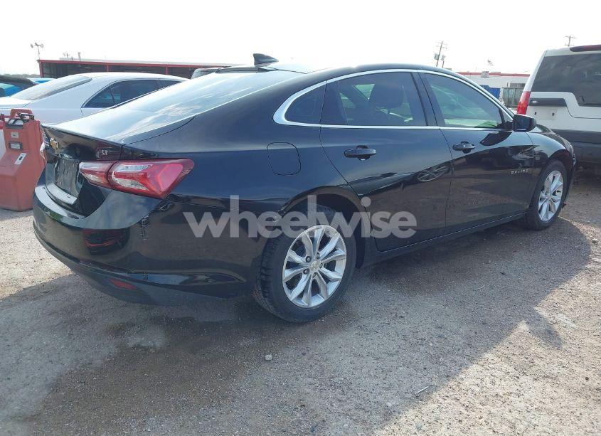 Photo 4 of 2020 Chevrolet Malibu FWD LT (VIN 1G1ZD5ST1LF008697)